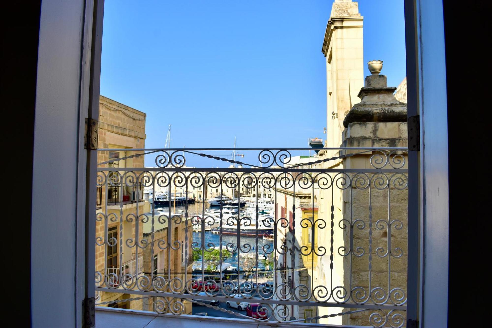 Grand Arcanum Apartment 2 - Comfortable And Elegant Senglea Luaran gambar